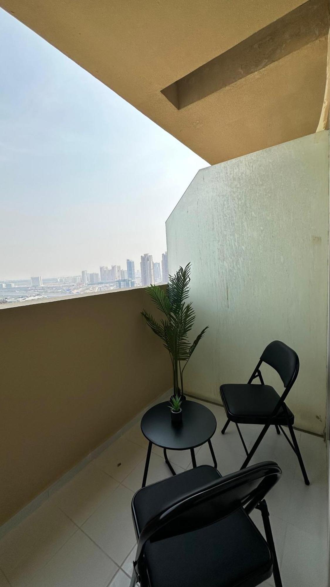 Your Perfect Stay In Jvc Dubaï Extérieur photo